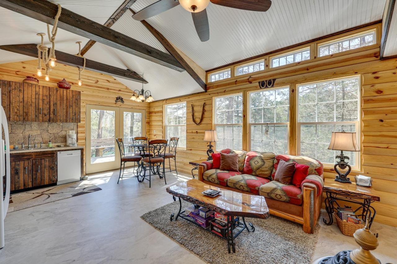 Cliffside Eureka Springs Cabin With Beaver Lake View Exterior foto